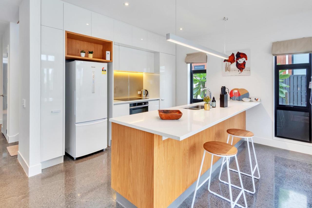 Vila Blissful Breeze Townhouse With Parking And Patio Auckland Exteriér fotografie