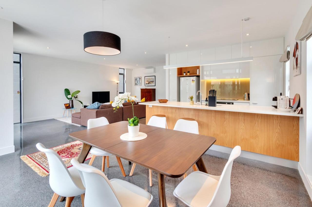 Vila Blissful Breeze Townhouse With Parking And Patio Auckland Exteriér fotografie